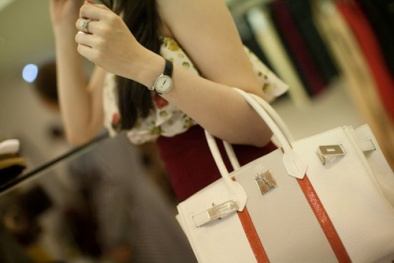Xử phạt hai cơ sở giả mạo nhãn hiệu “HERMÈS”, “HERMÈS & Hình” 
